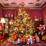 Christmas Tree red room